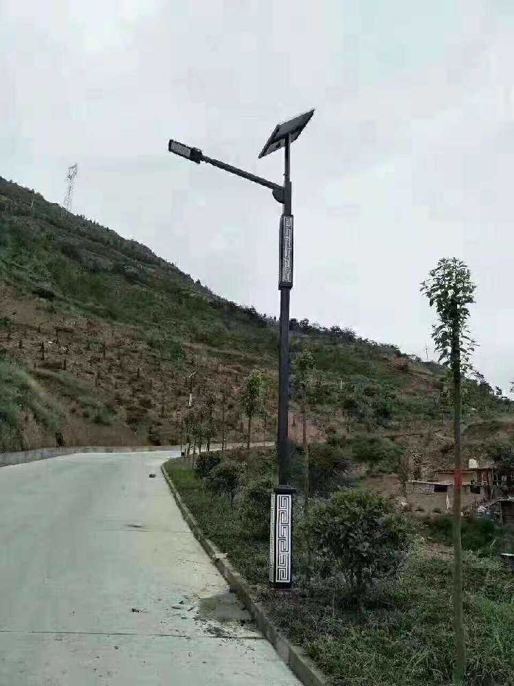 错那县仿古太阳能路灯